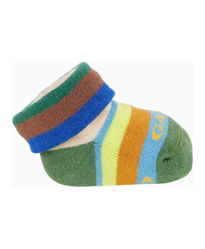 socks-andamp-tights