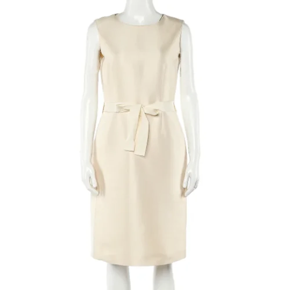 Carolina Herrera Pre-owned Polyester dresses Beige Dames