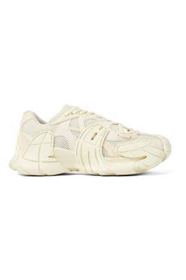 storm-sneaker