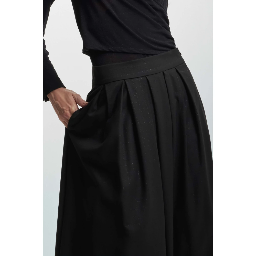 Kocca Flared Midi Skirt with Pleats Black Dames
