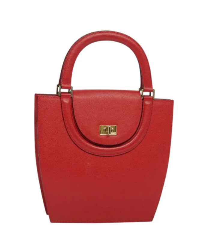 pre-owned-cuir-sacs-main