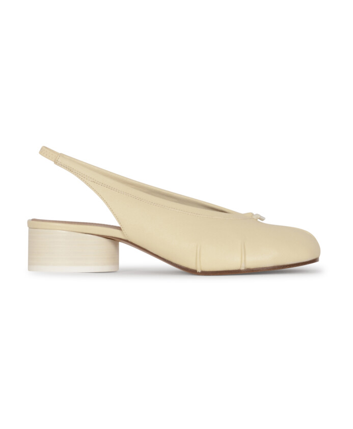 chaussures-blanches-tabi-ballerine-slingback