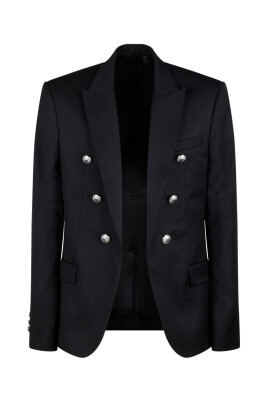 blazer-noir-avec-boutons-en-relief