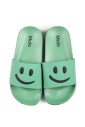 chaussons-verts-avec-smiley-et-semelle-en-caoutchouc