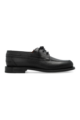 chaussures-en-cuir