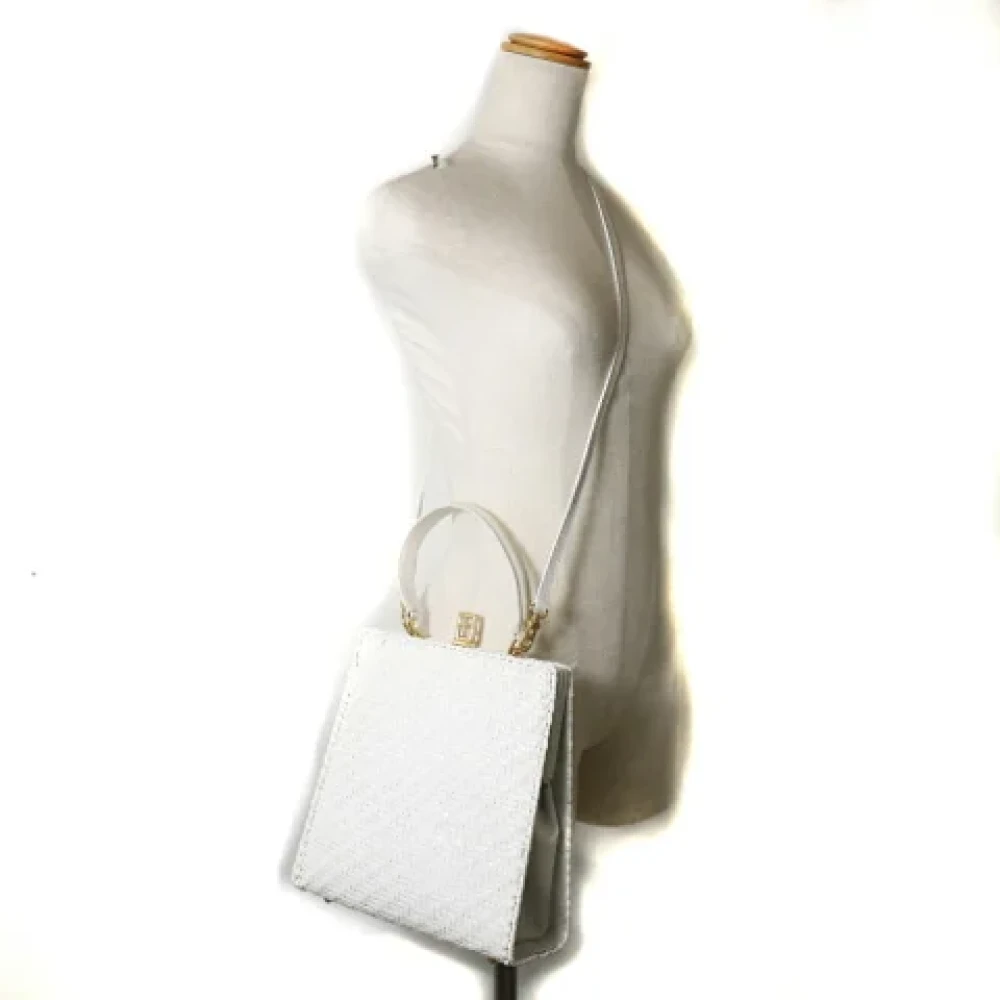 Fendi Vintage Pre-owned Leather handbags White Dames