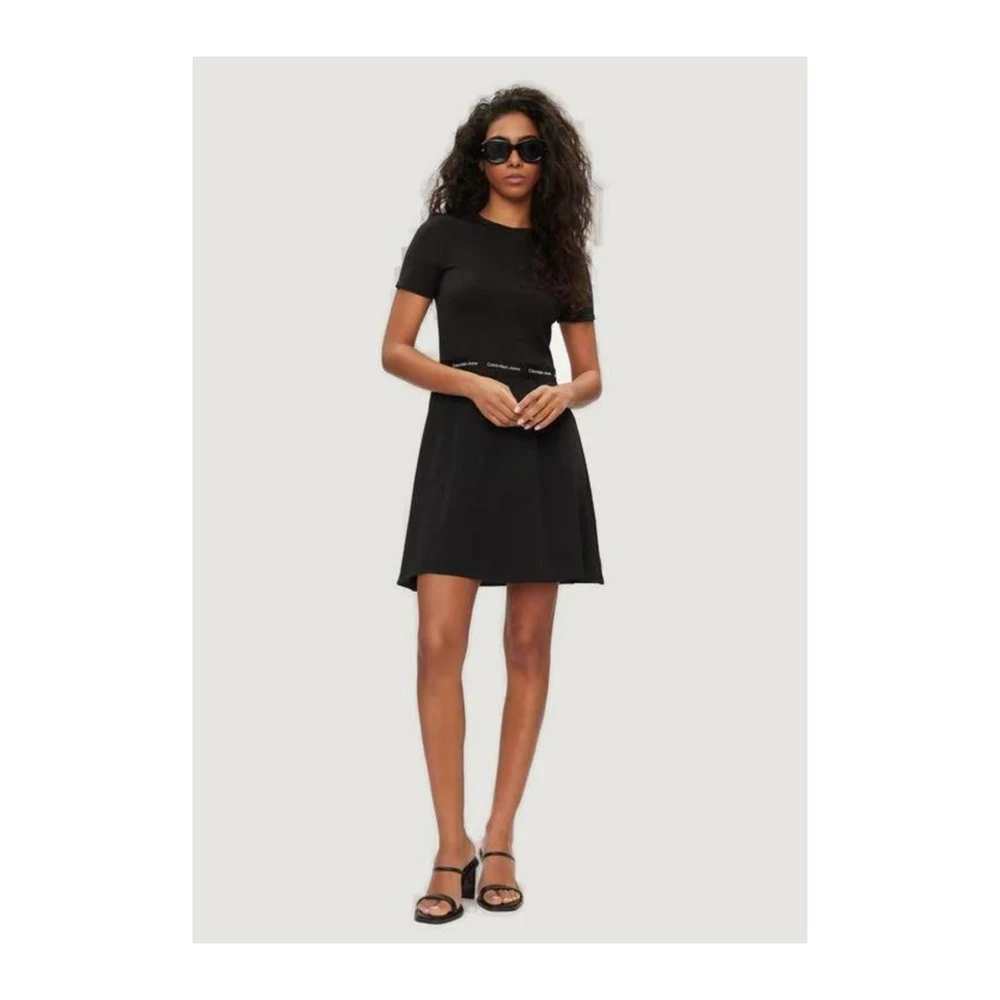 Calvin Klein Jeans Zwarte Viscose Korte Jurk Damesmode Black Dames