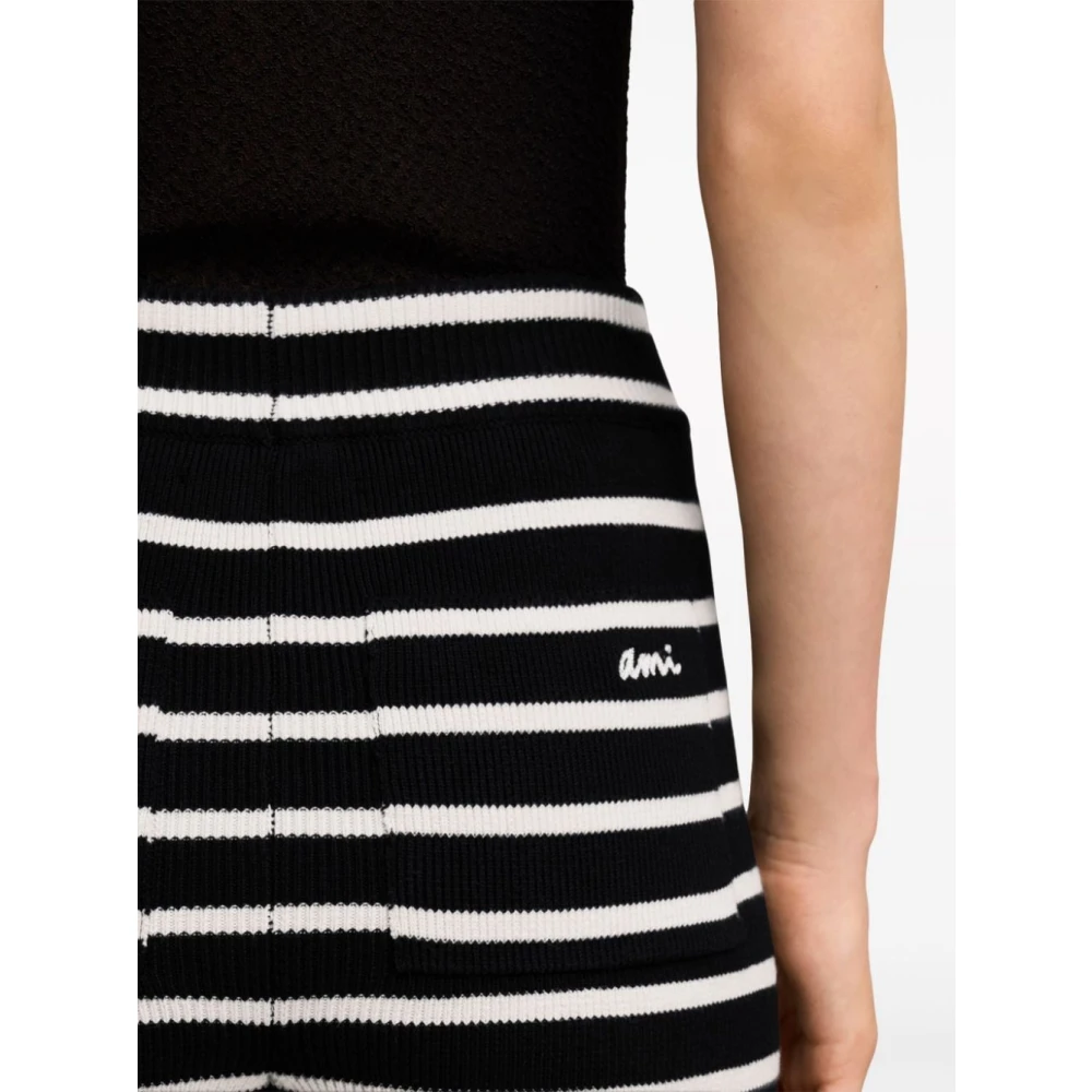Ami Paris Gestreepte Zwarte Shorts met Hoge Taille Black Dames