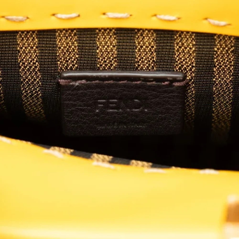 Fendi Vintage Pre-owned Leather handbags Yellow Dames