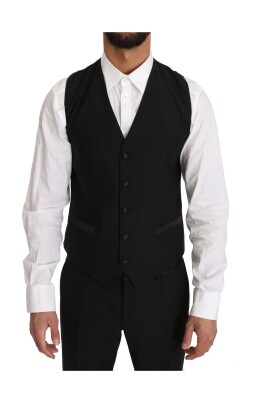 gilet-classique-en-laine-noire