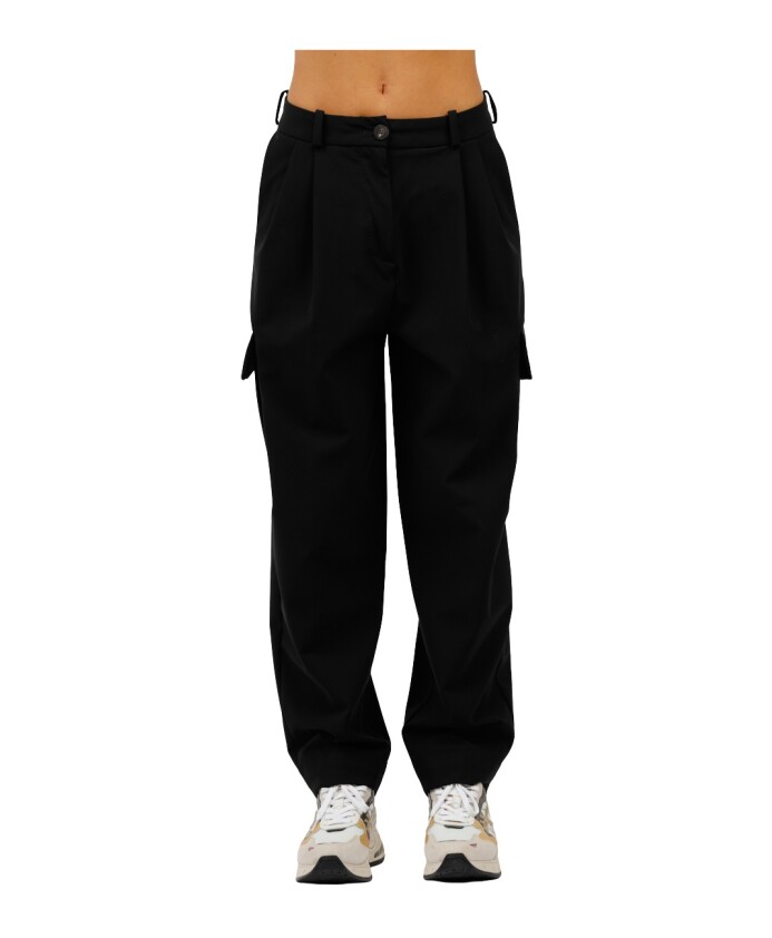 cargo-pants-with-pleats