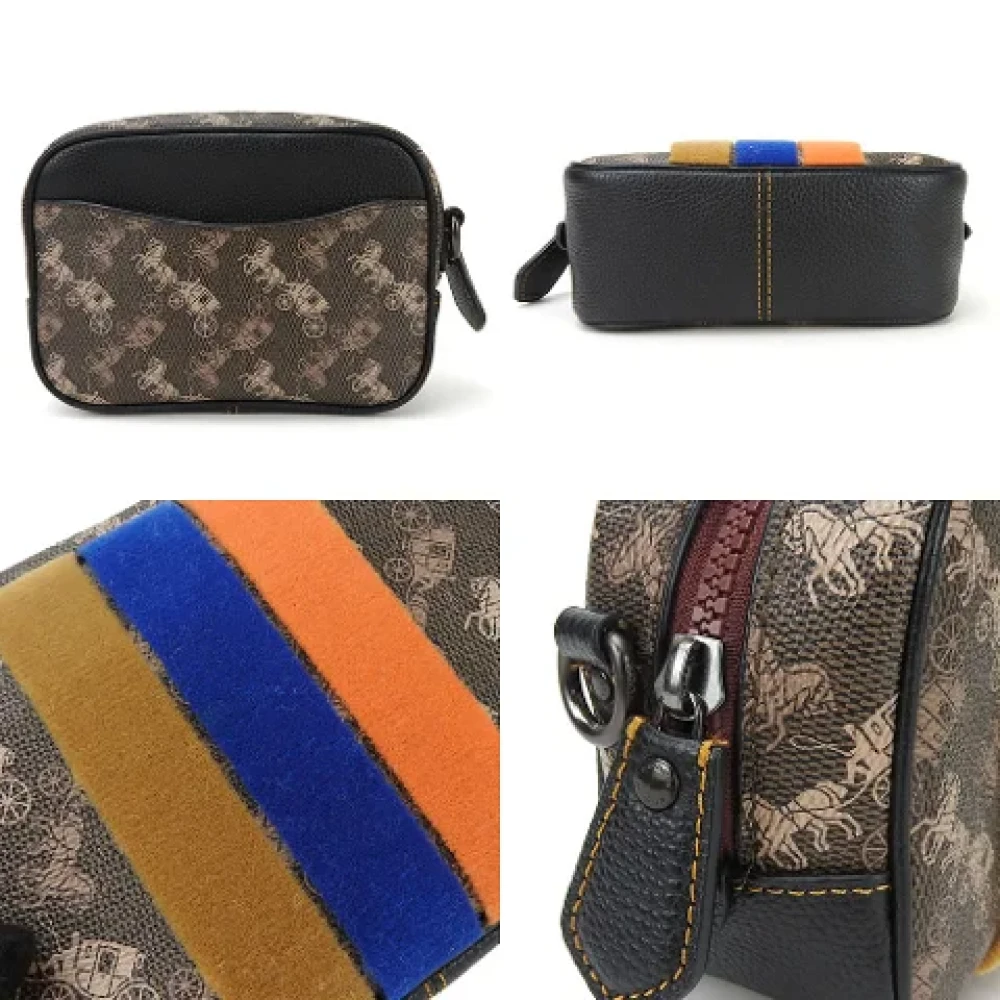 Coach Pre-owned Plastic shoulder-bags Black Dames
