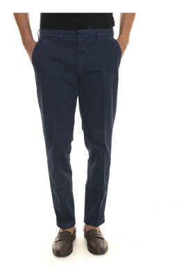 roll-hem-chino-pants