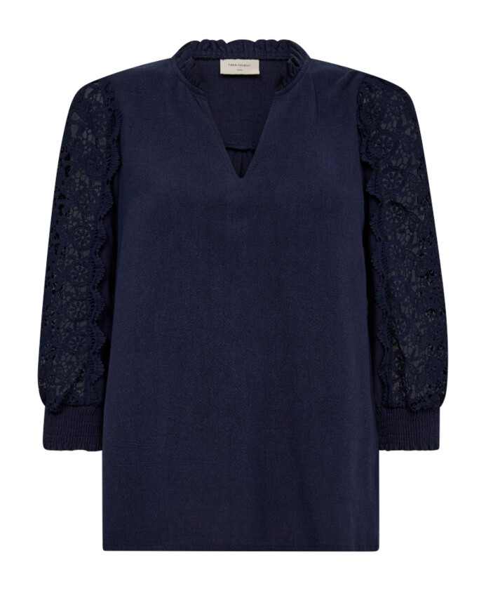 linnen-blouse-met-kanten-mouwen