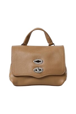 baby-clutch-bag-in-beige