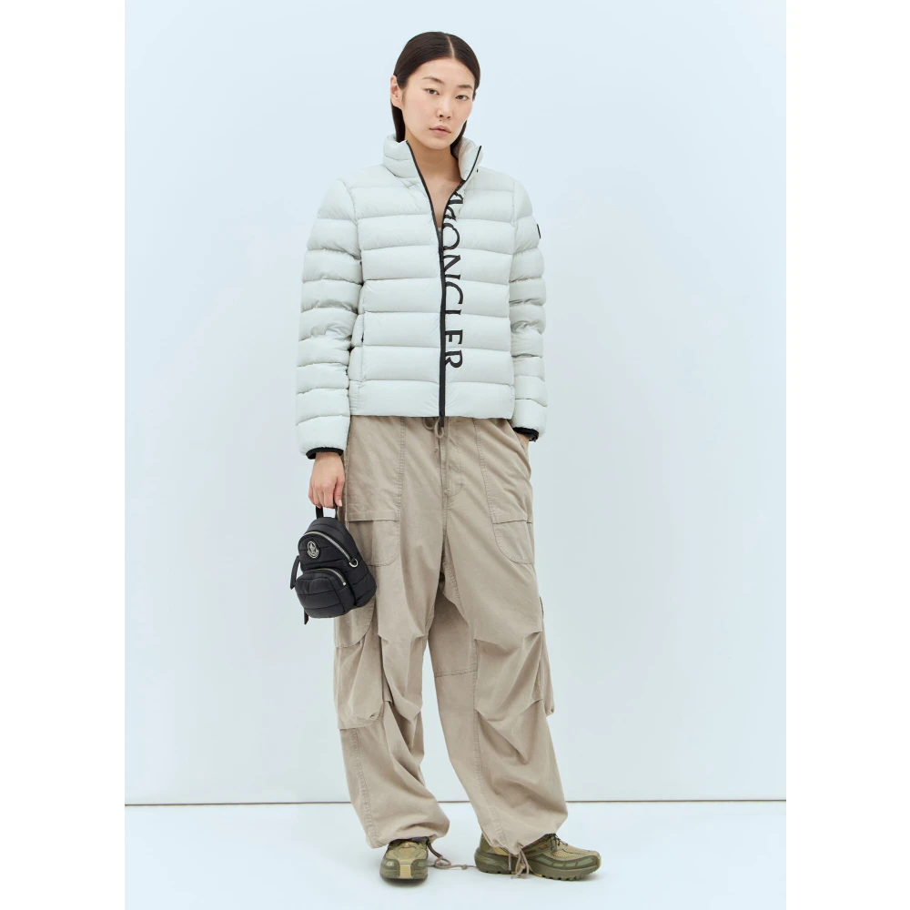 Moncler Gewatteerd Donsjack met Logoprint Gray Dames