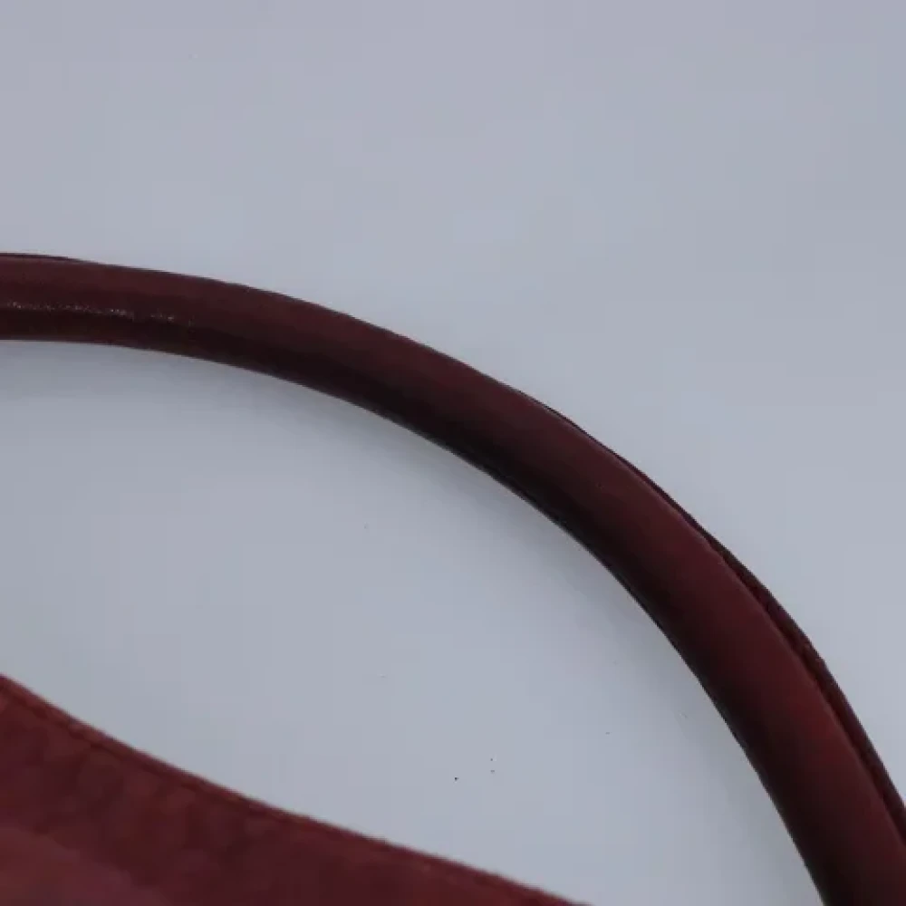 Saint Laurent Vintage Pre-owned Leather handbags Red Dames