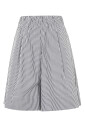 short-bermuda-a-rayures-en-noir-et-blanc