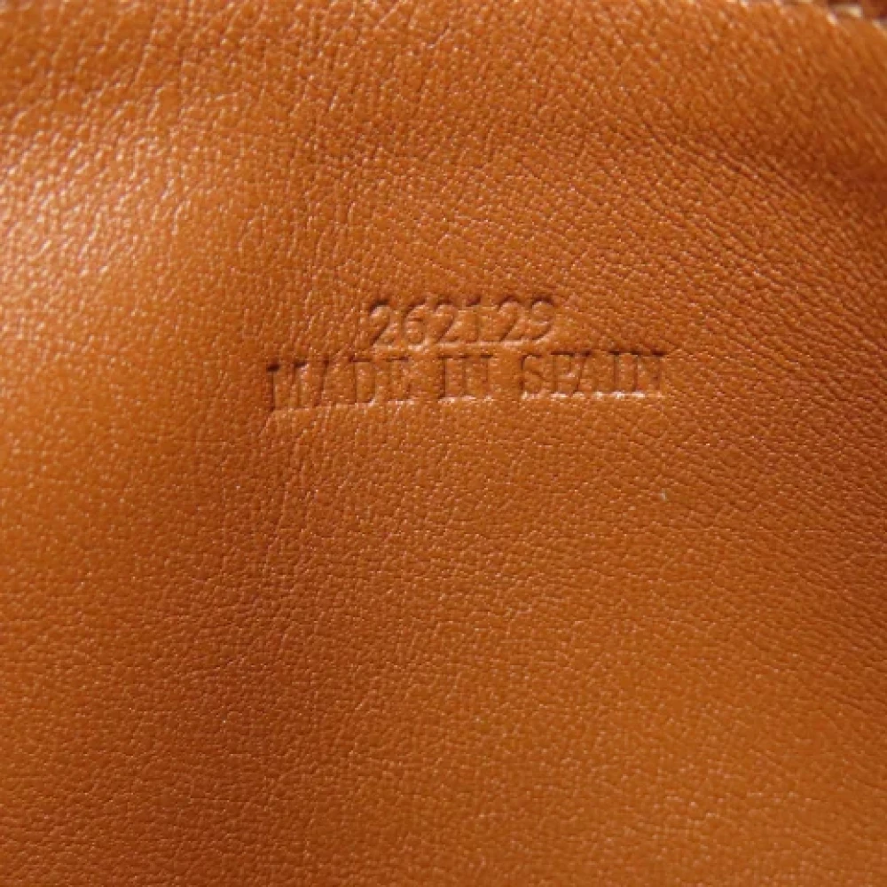 Loewe Pre-owned Leather wallets Beige Dames