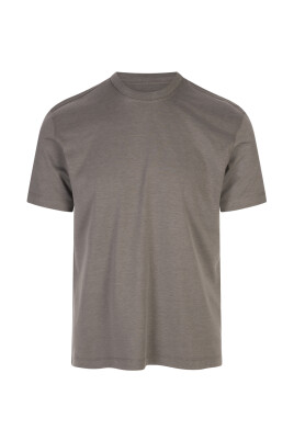 grey-t-shirts-and-polos