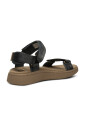 line-flat-sandals