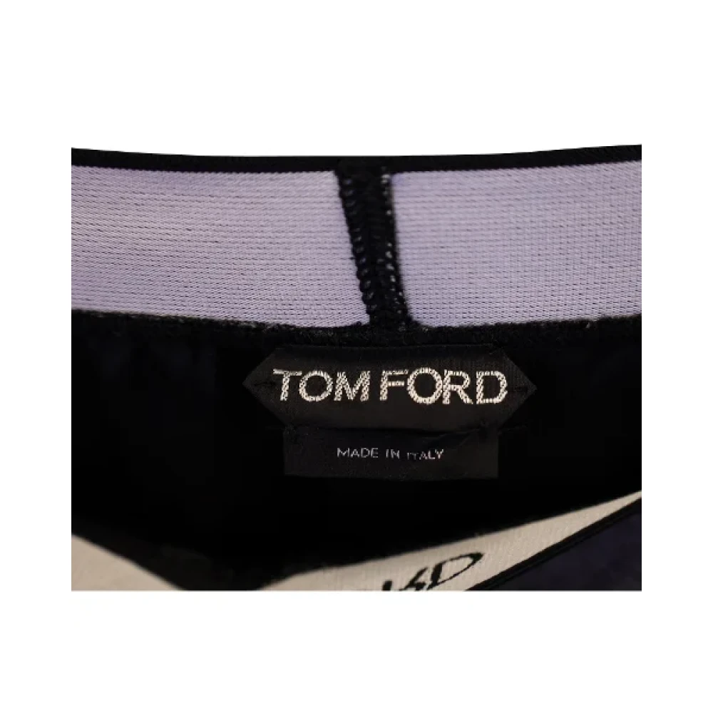 Tom Ford Pre-owned Wool bottoms Gray Dames