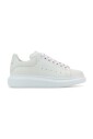 oversized-sneakers