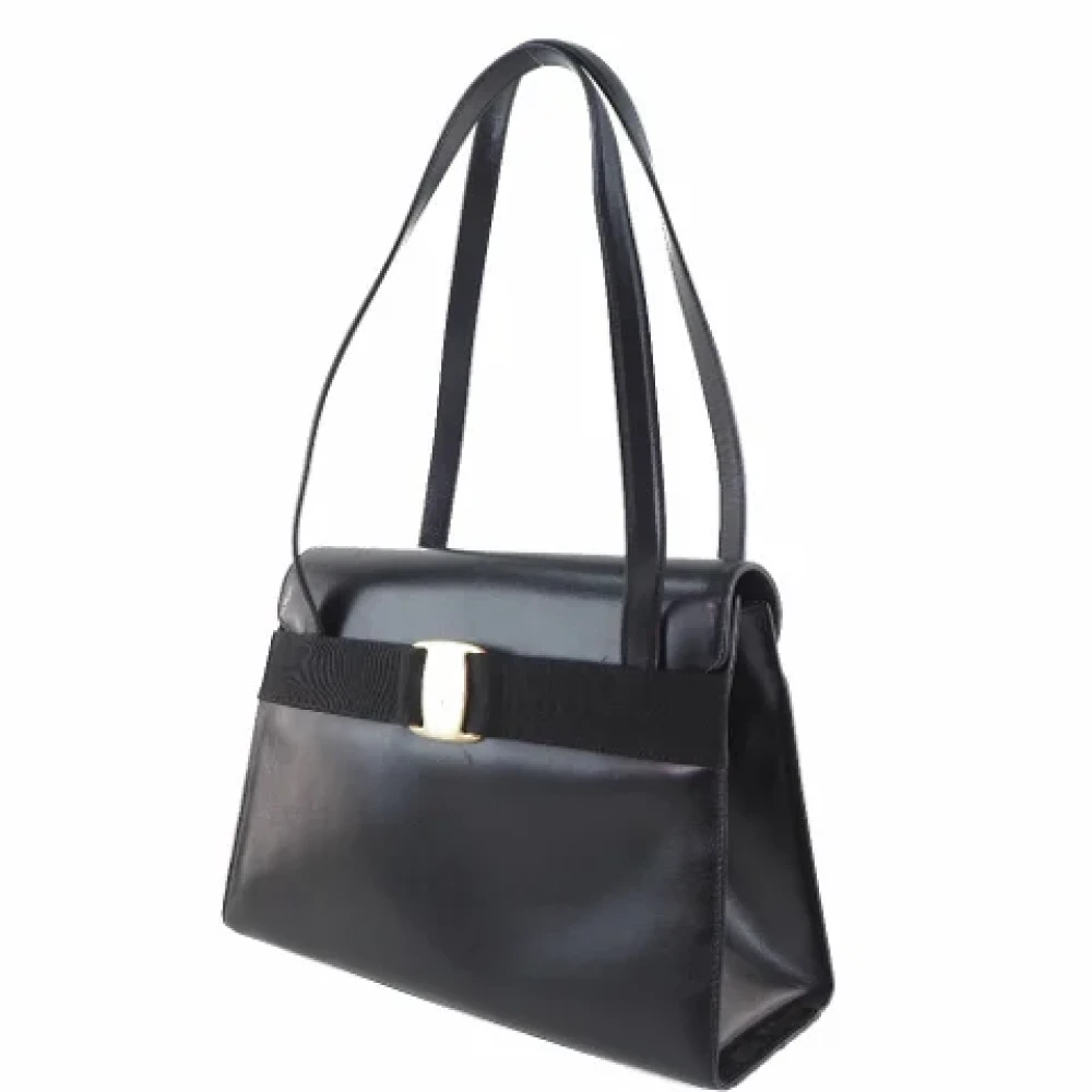 Salvatore Ferragamo Pre-owned Fabric shoulder-bags Black Dames