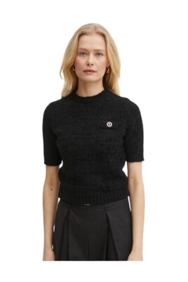short-sleeve-knit-sweater