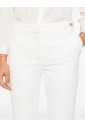 pantalon-blanc-pour-femme-aw24