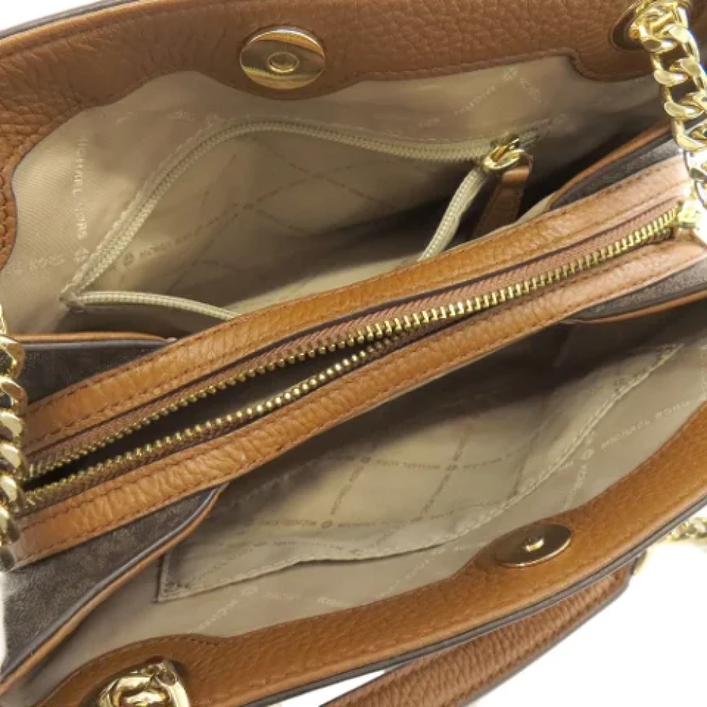 Michael Kors Pre-owned Plastic shoulder-bags Brown Dames