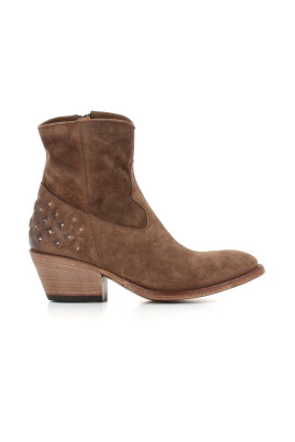 beige-suede-studded-boots