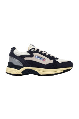paniers-beige-avec-logo