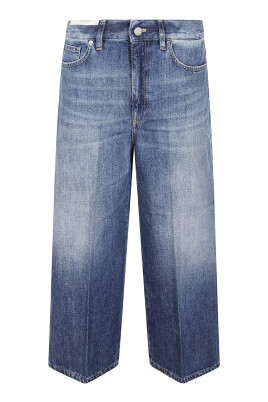 premium-denim-jeans-for-durability