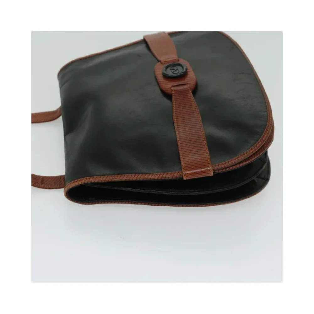 Valentino Vintage Pre-owned Leather shoulder-bags Black Dames