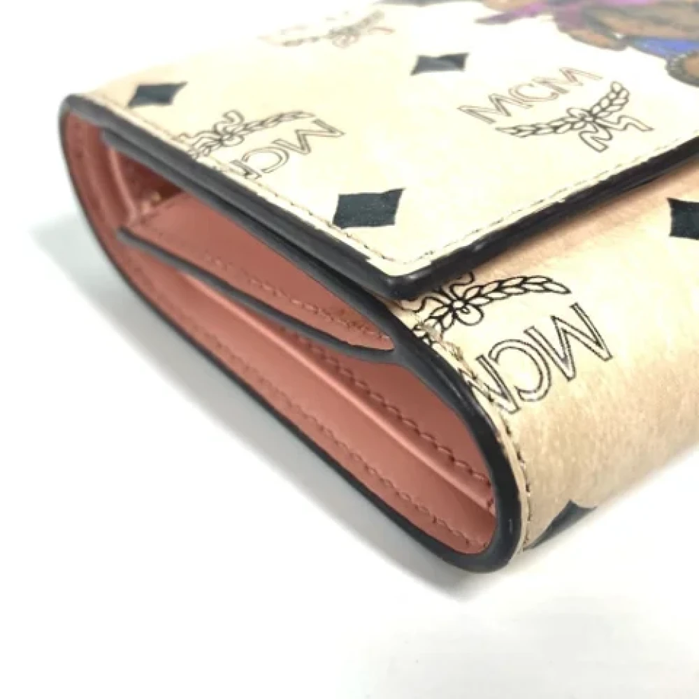 MCM Pre-owned Leather wallets Beige Dames