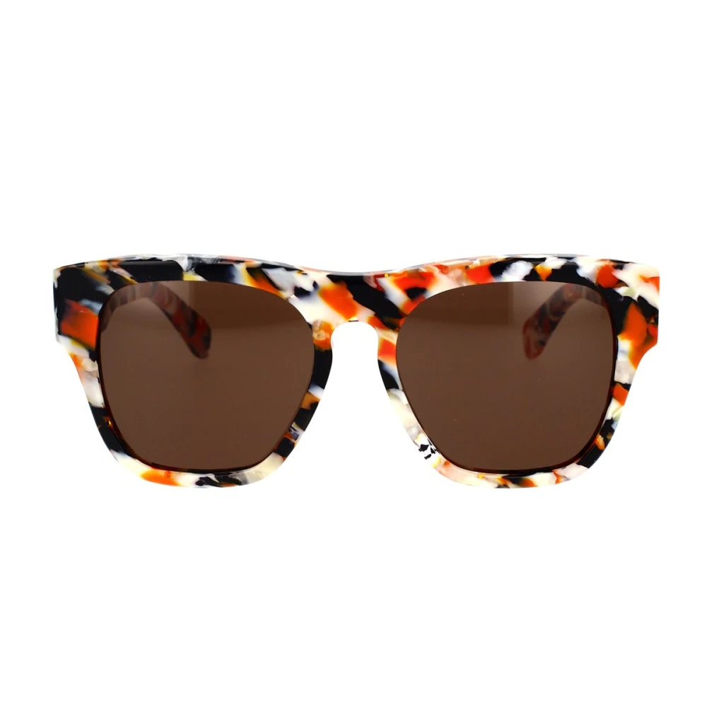 Solbriller med flerfarget innfatning og brune linser