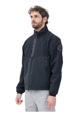 veste-coupe-vent-noire-style-urbain