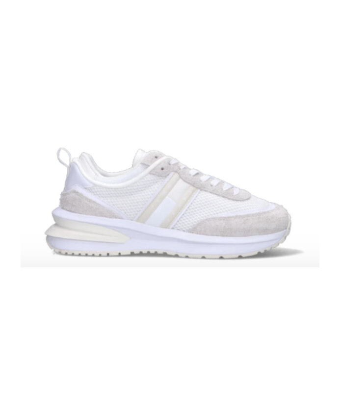 casual-sneakers-for-men-and-women