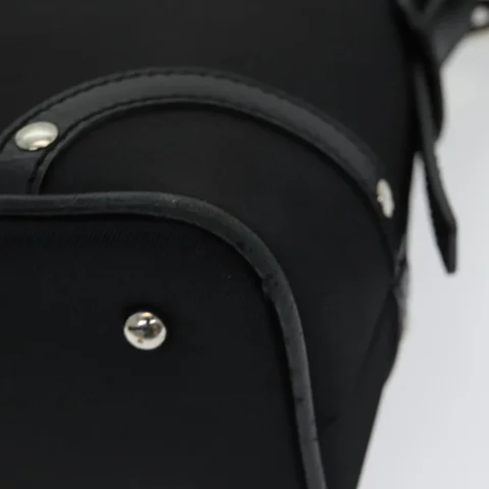 Burberry Vintage Pre-owned Fabric shoulder-bags Black Dames