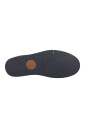 chaussures-grises-a-lacets-style-decontracte
