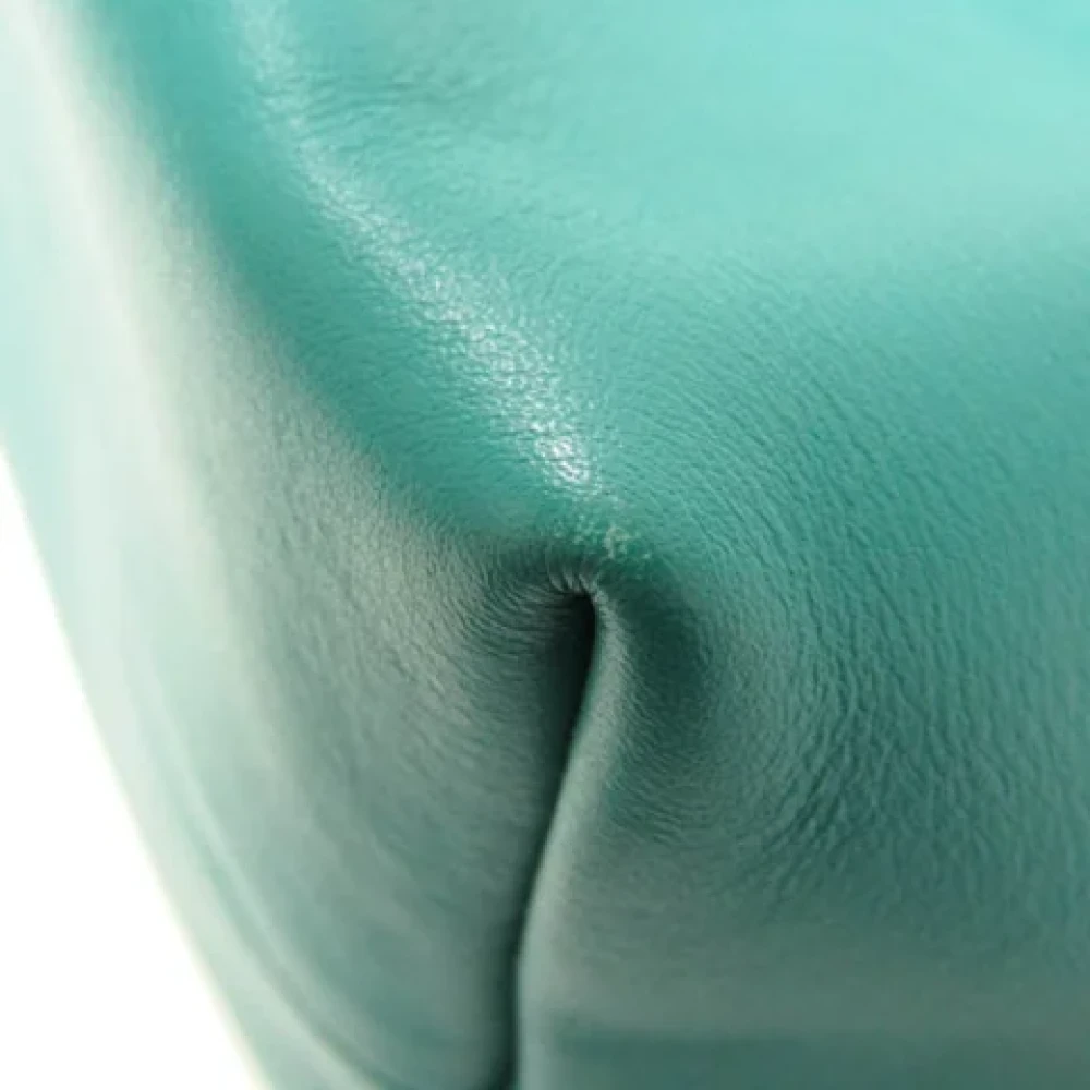 Miu Pre-owned Leather shoulder-bags Green Dames
