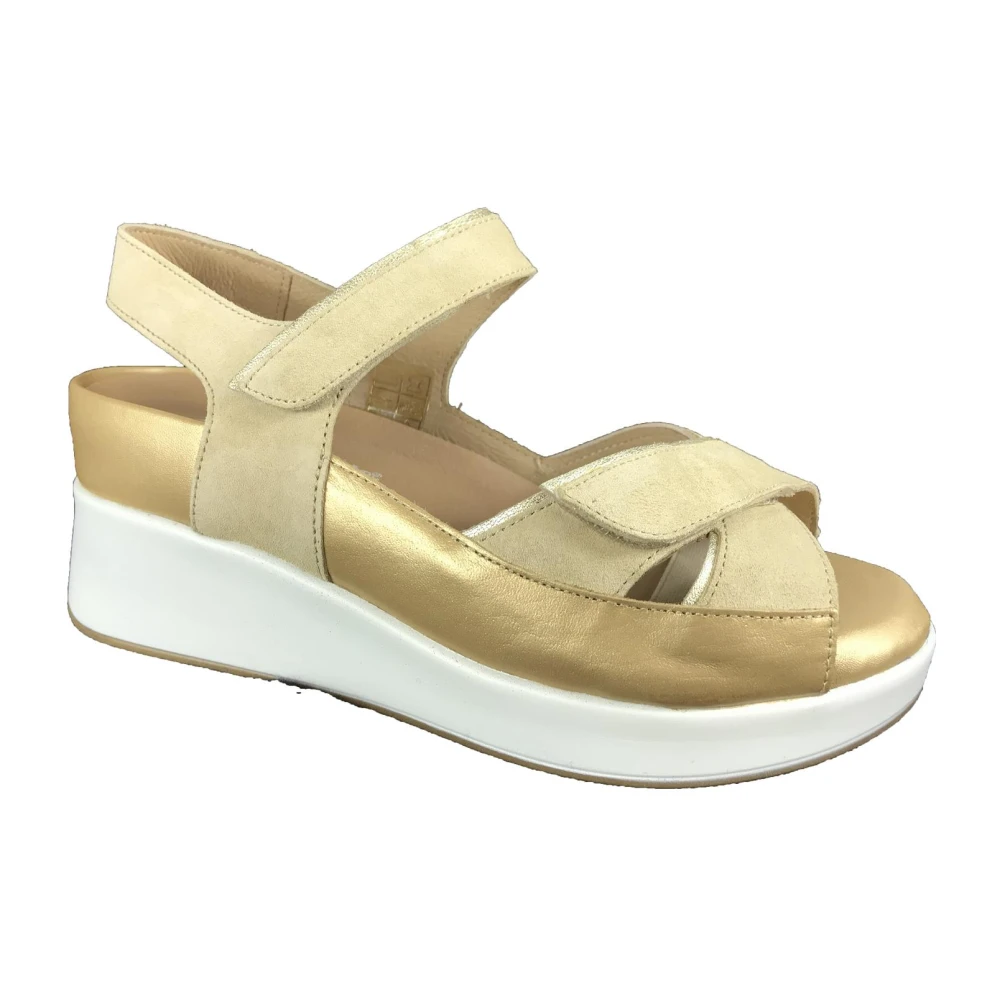 Piesanto Beige Schoenen Sandaal