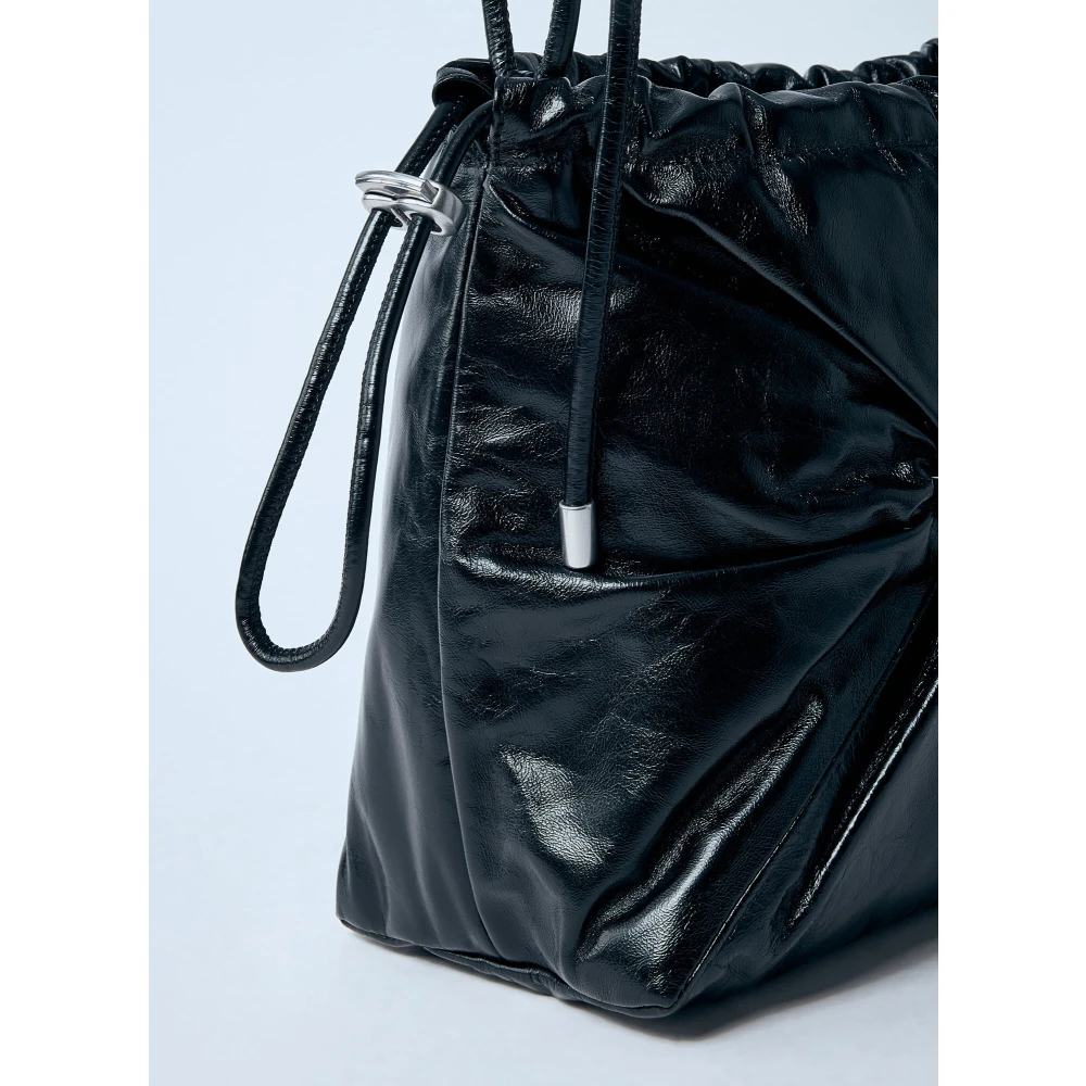 Diesel Gerimpelde Bucket Tas met Logo Hardware Black Dames