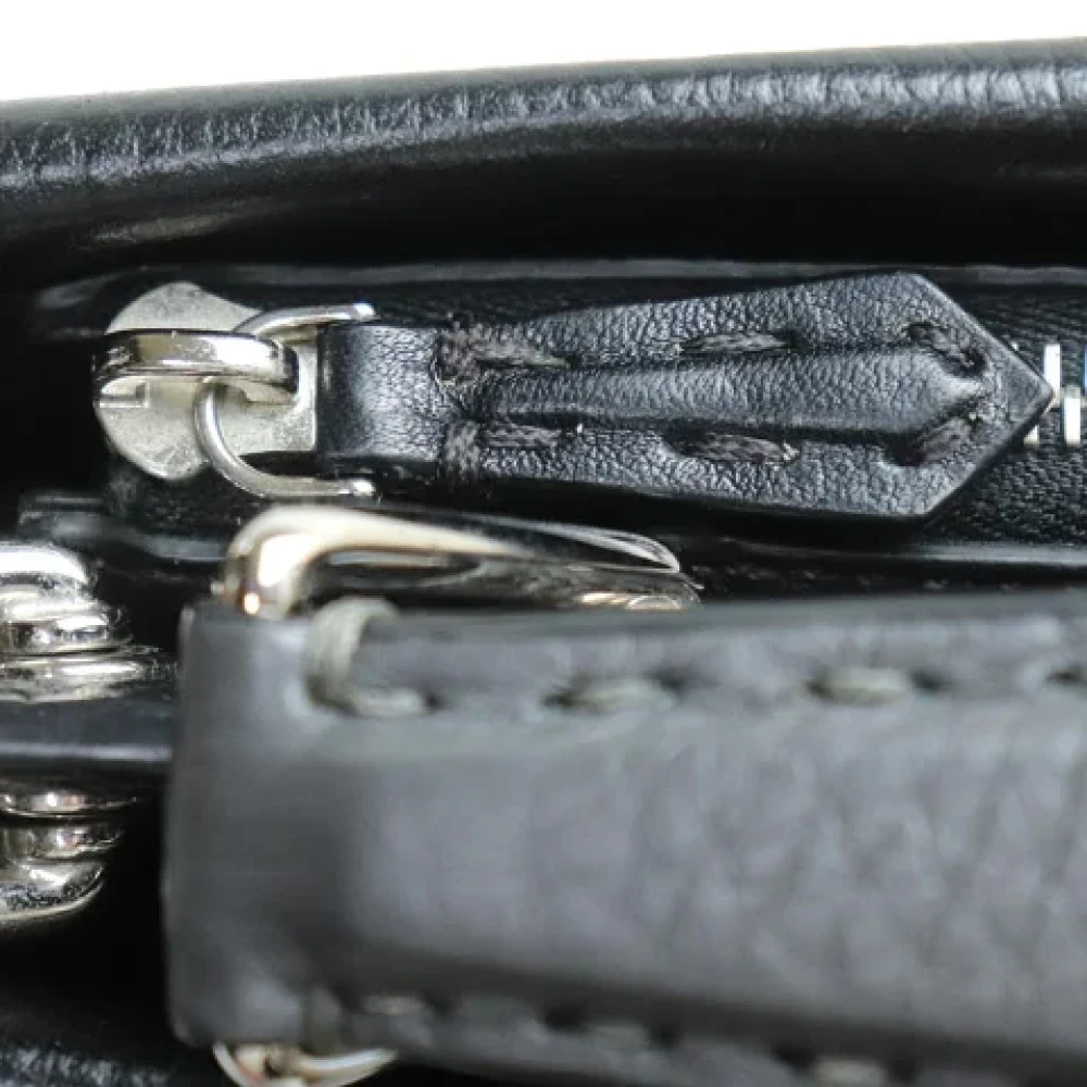 Fendi Vintage Pre-owned Leather crossbody-bags Black Heren