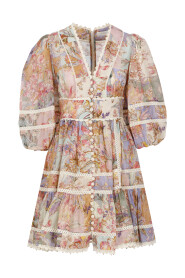 Tag kurzes Kleid