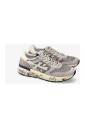 chaussures-plates-grises