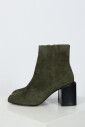 heeled-boots
