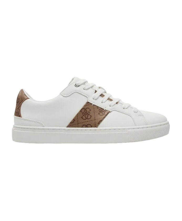 sneakers-blanches-decontractees-a-semelle-en-caoutchouc