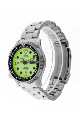 divers-automatic-watch
